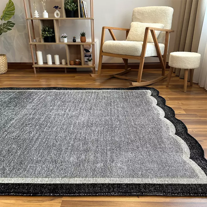 Untitled-2_0004_IMG_3762 2.webp