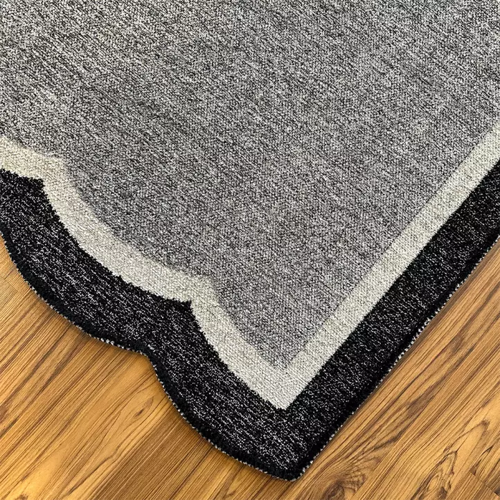 Untitled-2_0006_IMG_3749 2.webp